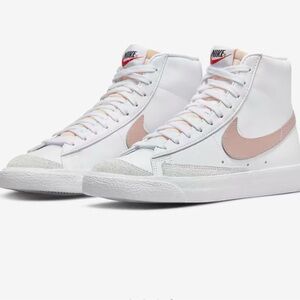 Nike Blazer Mid '77